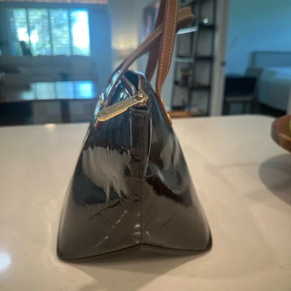 Louis Vuitton Wilshire PM – Monogram Vernis - Picture 3 of 6